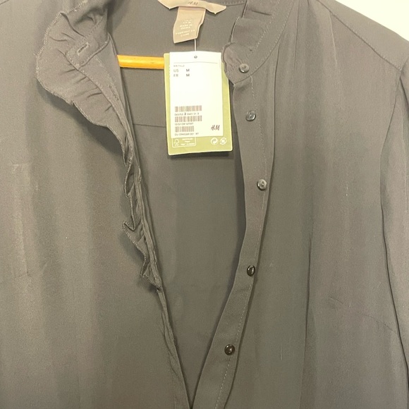 43-NWT H & M Black Long Sleeve Dress Button Up with Frills Size Medium - Picture 9 of 12